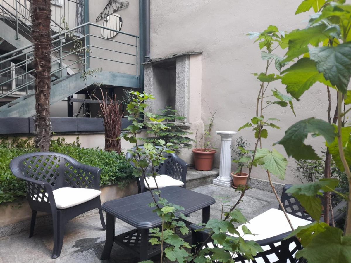 Piazza Grande House Apartment โลการ์โน ภายนอก รูปภาพ
