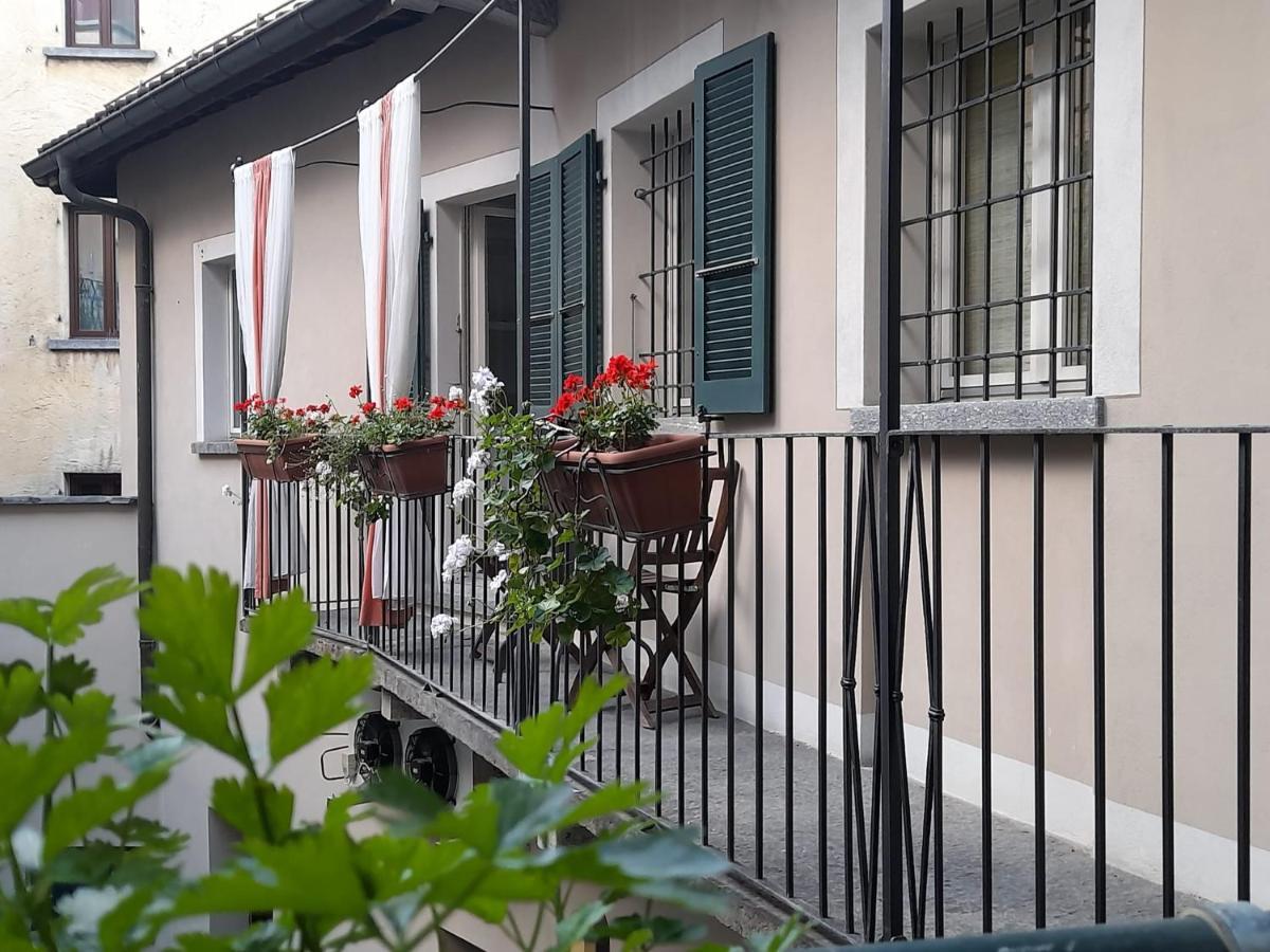 Piazza Grande House Apartment โลการ์โน ภายนอก รูปภาพ